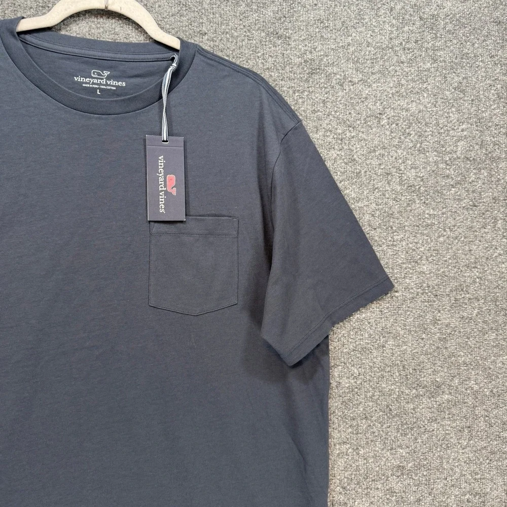 Vineyard Vines Tshirt Mens Large Blue Blazer Pocket Tee Classic Casual Prep NEW